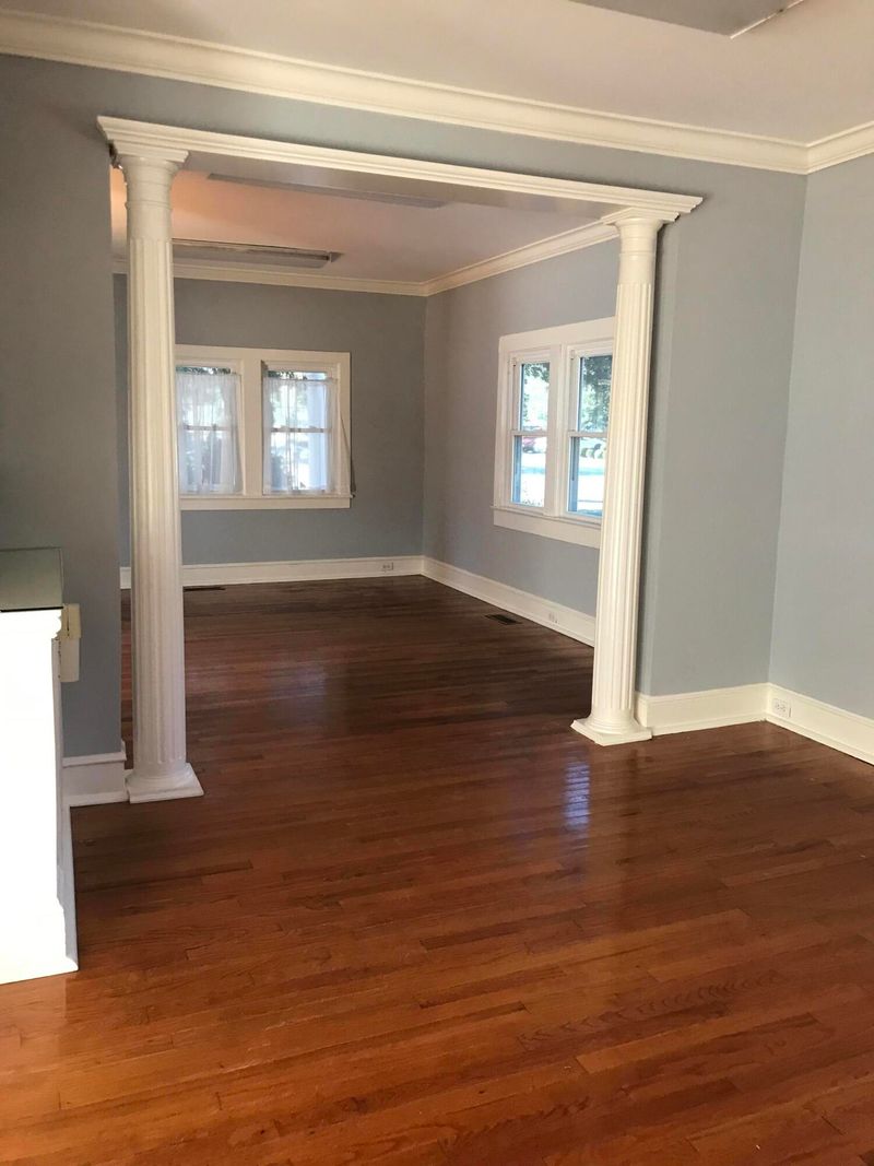 203 E 3rd N St, Summerville, SC 29483