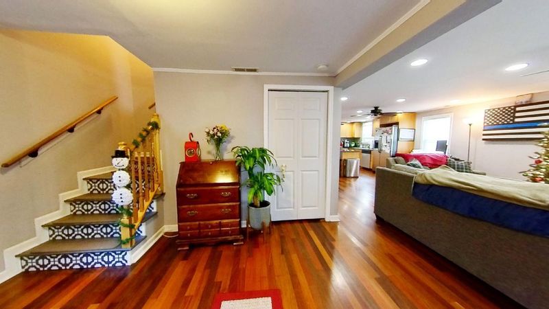 1831 Richmond St, Charleston, SC 29407