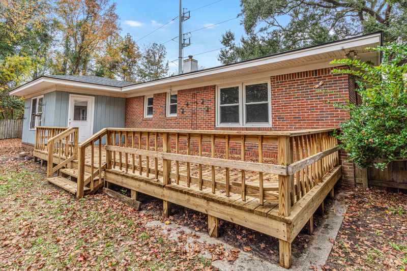 1633 Wilton St, Charleston, SC 29412