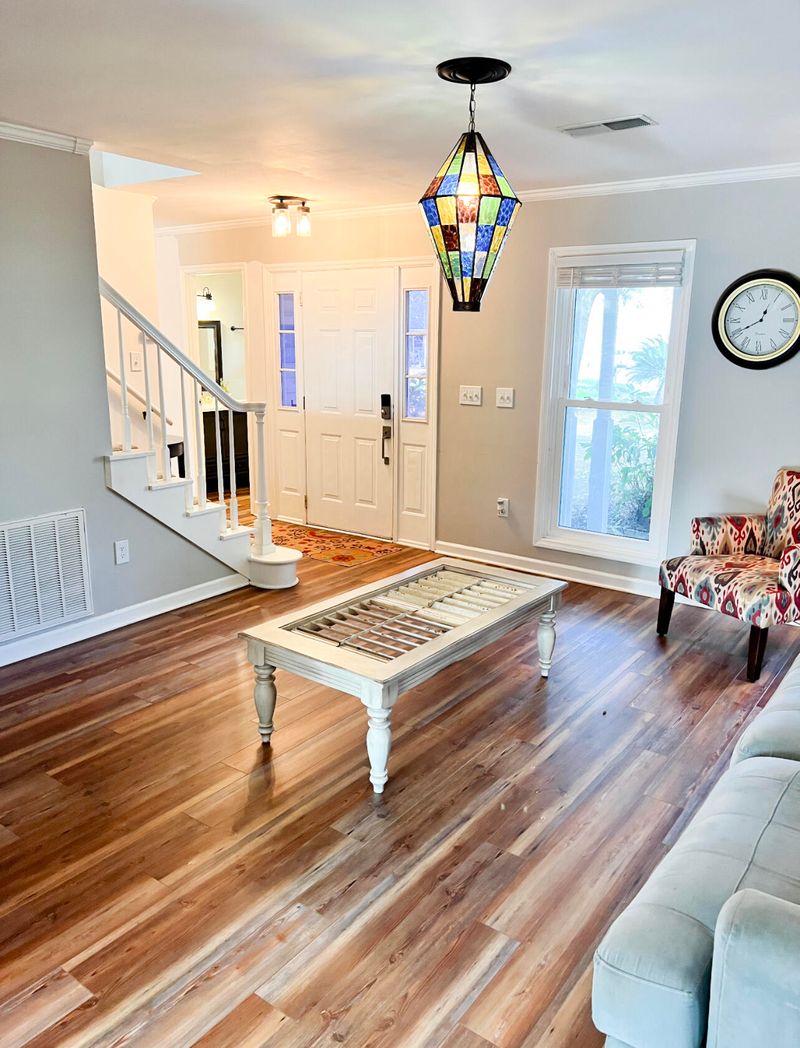 8341 Longridge Rd, North Charleston, SC 29418