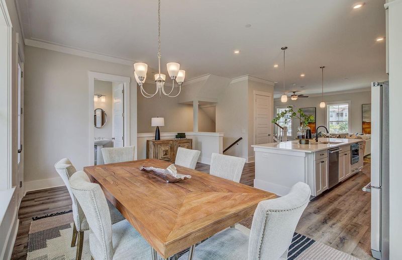 1111 Studdingsail Ln, Charleston, SC 29412