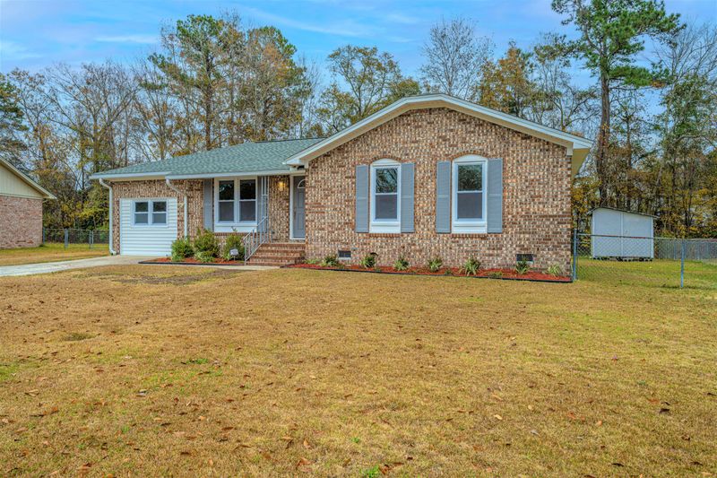 268 Columbia Dr, Ladson, SC 29456