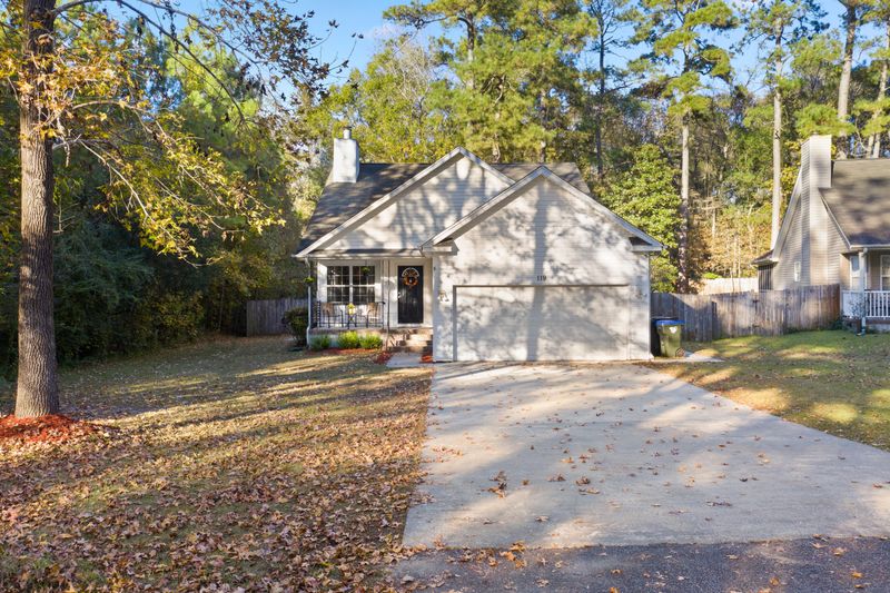 119 Sycamore Dr, Summerville, SC 29485