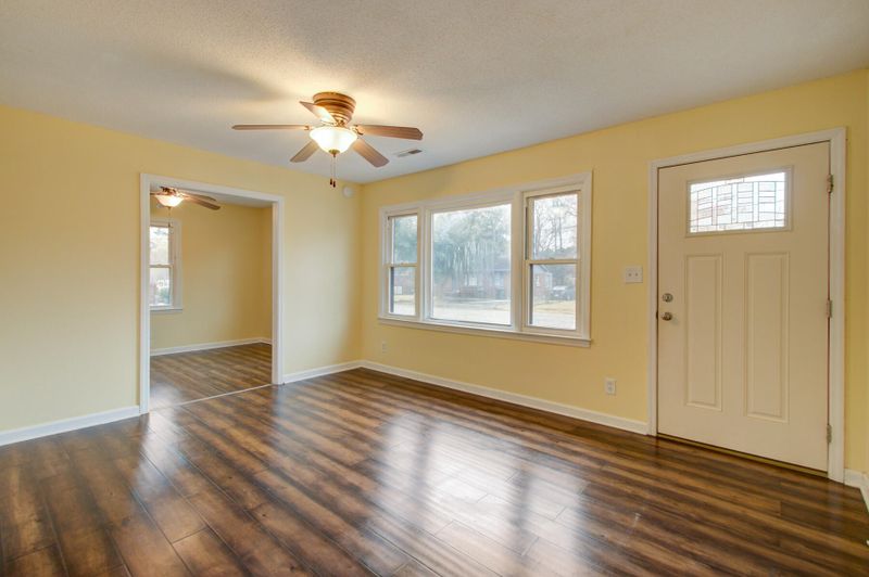 428 Annette Dr, Goose Creek, SC 29445