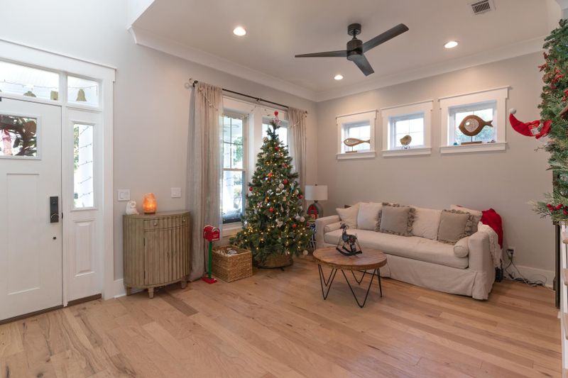 2226 Daniel Island Dr, Charleston, SC 29492