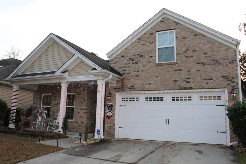 505 Crossland Dr, Moncks Corner, SC 29461