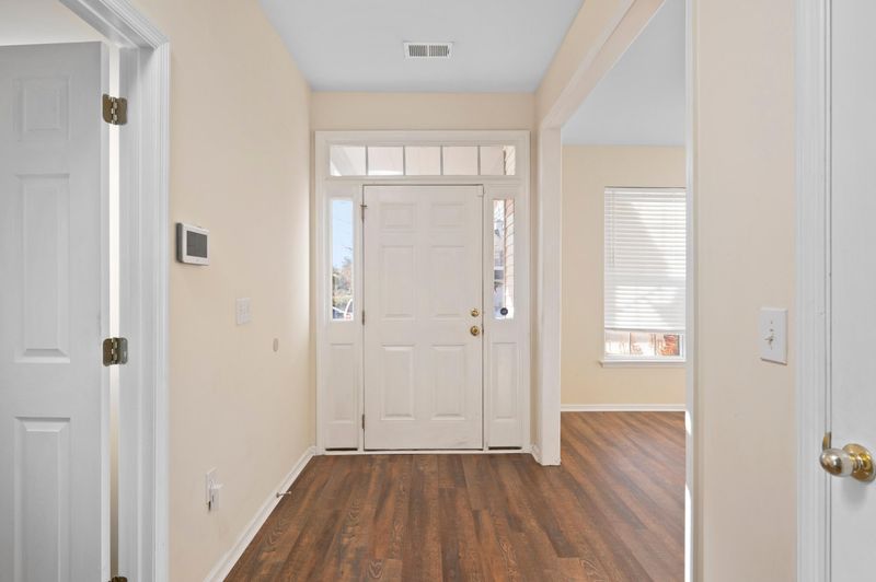 700 Beverly Dr, Summerville, SC 29485