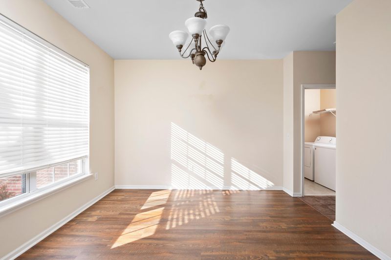 700 Beverly Dr, Summerville, SC 29485