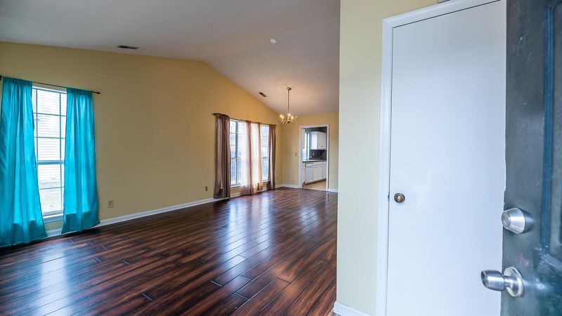 5153 Westview St, North Charleston, SC 29418