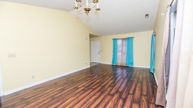 5153 Westview St, North Charleston, SC 29418