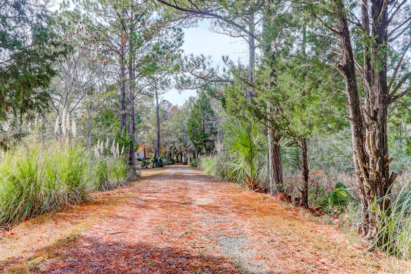 1309 Guerins Bridge Rd, Awendaw, SC 29429