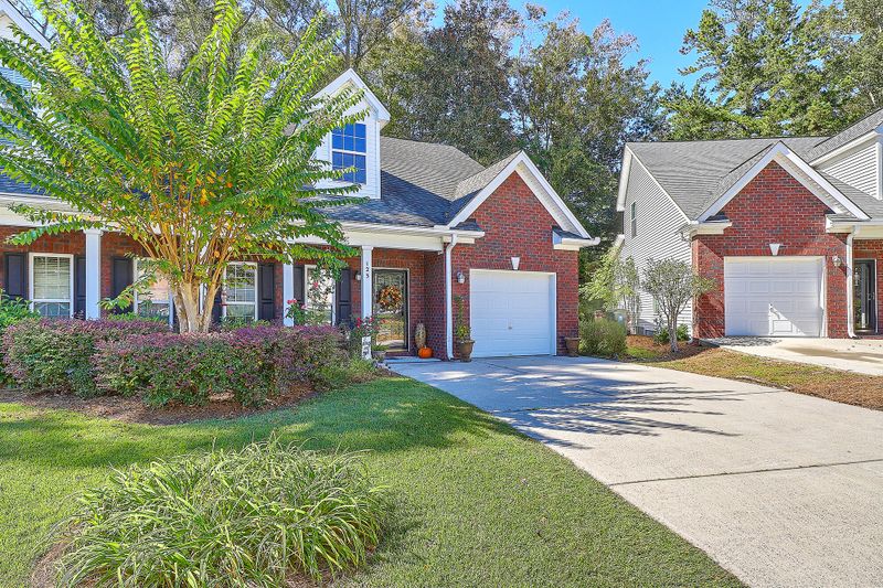 123 Steeple Point Ct, Summerville, SC 29485