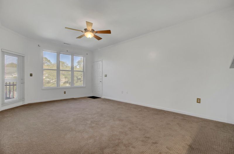 600 Bucksley Ln #306, Daniel Island, SC 29492