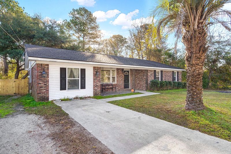 134 Rahway Rd, Goose Creek, SC 29445