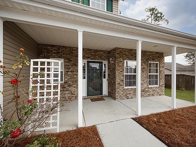 527 Rosings Dr, Summerville, SC 29486