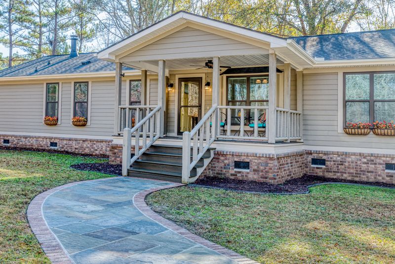 1186 Witherbee Rd, Moncks Corner, SC 29461
