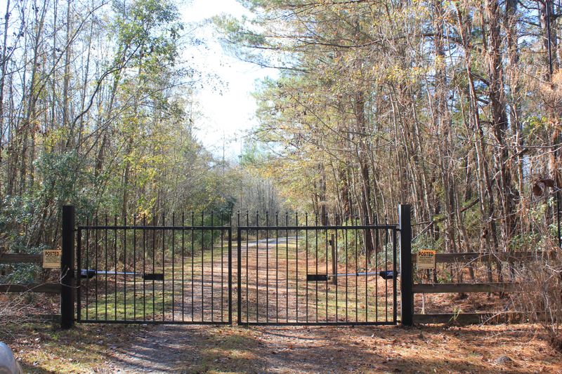 912 Sugar Hill Rd, Saint George, SC 29477