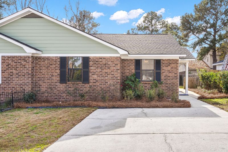 7643 Valleyview Cir, North Charleston, SC 29418