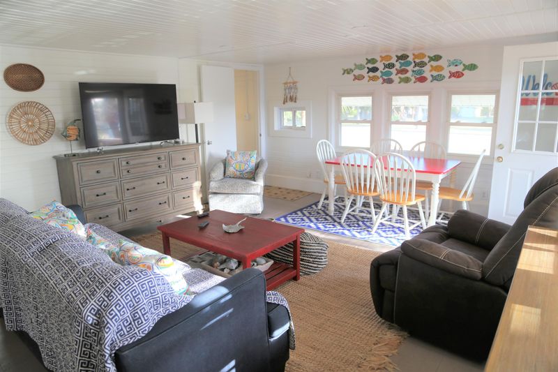 2303 B Murray St, Edisto Island, SC 29438