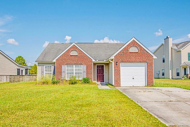 109 Donovan Ct, Summerville, SC 29483