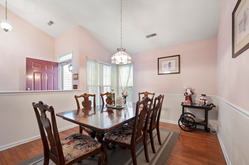 206 Smithfield Ave, Summerville, SC 29485