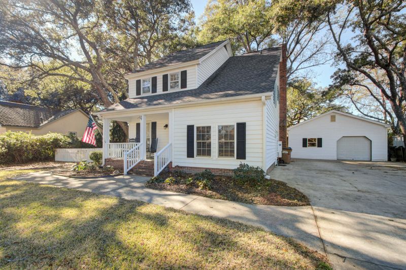 1027 Grand Concourse St, Charleston, SC 29412