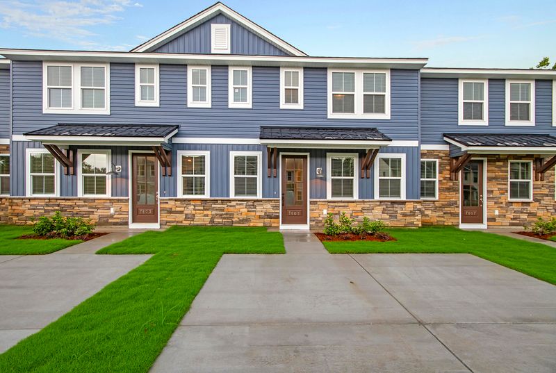 7781 Park Gate Dr, North Charleston, SC 29418