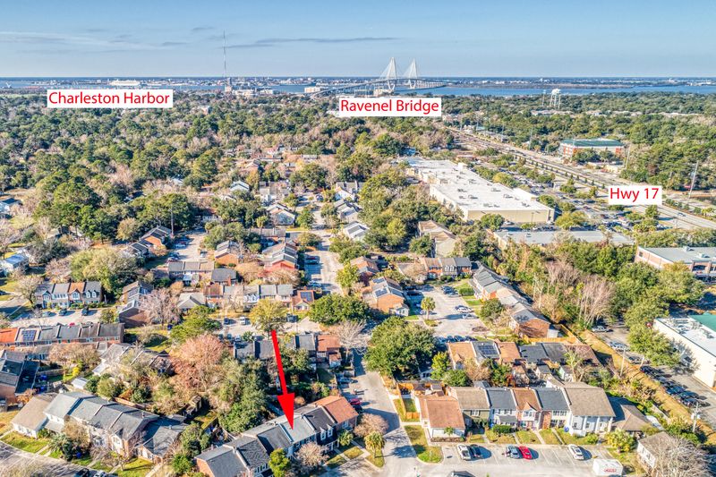 707 Bay Tree Cir, Mount Pleasant, SC 29464
