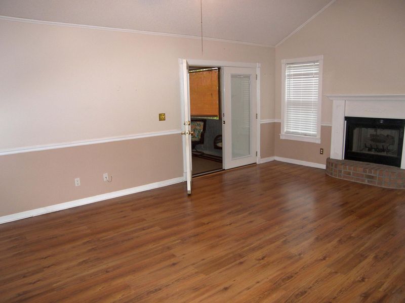 221 Lipman St, Summerville, SC 29483