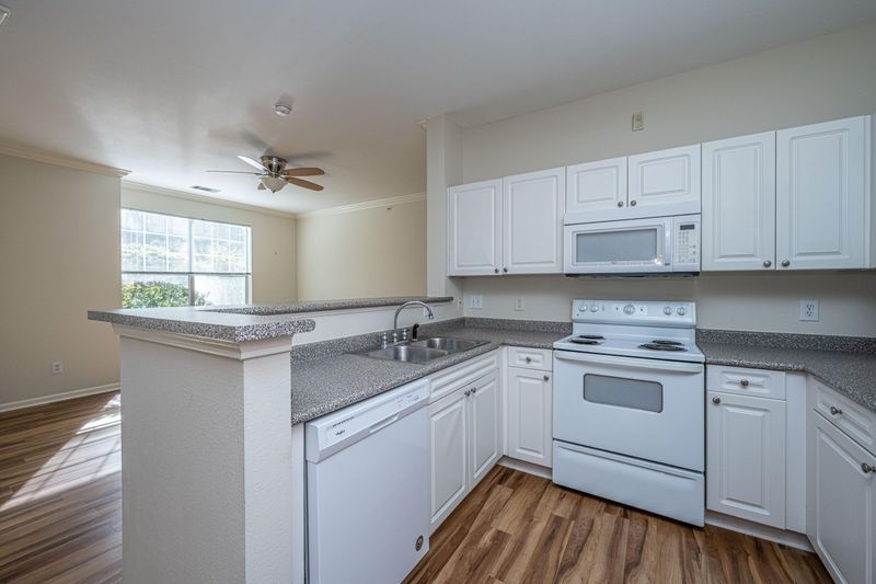 130 River Landing Dr #7112, Daniel Island, SC 29492