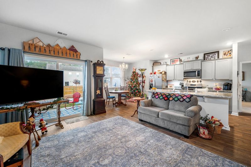 103 Akeley Ln, Summerville, SC 29483