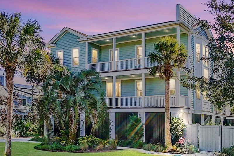 1 56th Ave, Isle Of Palms, SC 29451