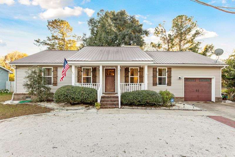 1453 Camp Rd, Charleston, SC 29412