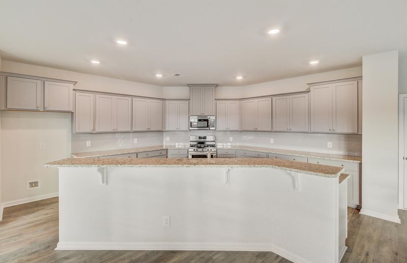 156 Red Bluff St, Summerville, SC 29483