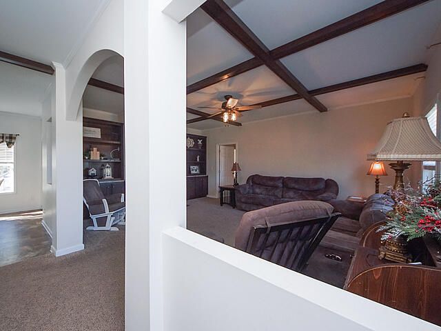 841 Runey Ln, Mcclellanville, SC 29458