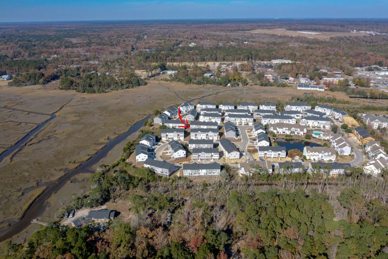 211 Winding River Dr, Johns Island, SC 29455