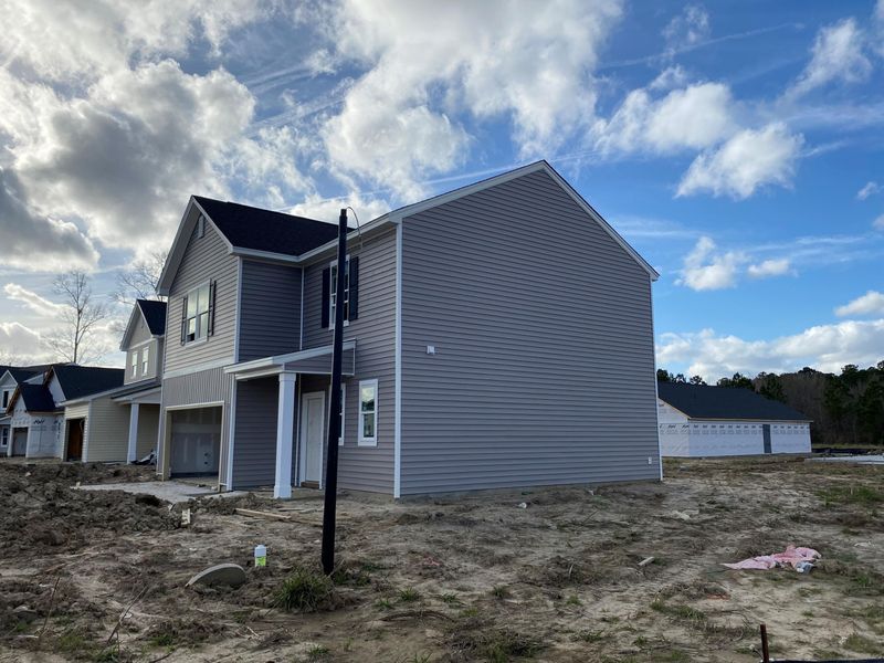 724 Mcroy St, Moncks Corner, SC 29461