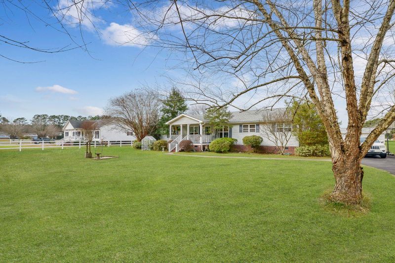 1126 Old Cherry Hill Rd, Moncks Corner, SC 29461