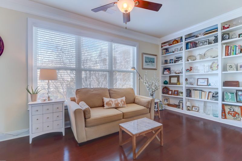 2244 Ashley Crossing Dr #624, Charleston, SC 29414
