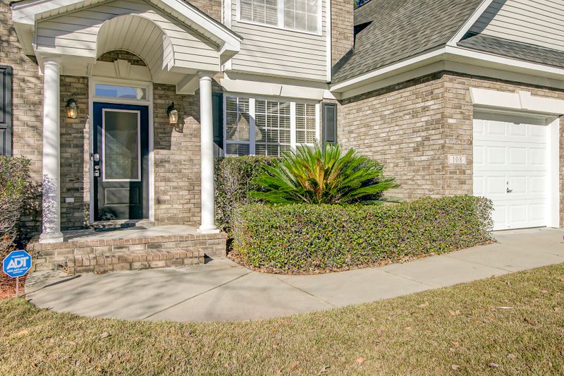 108 Sago Palm Ct, Summerville, SC 29483