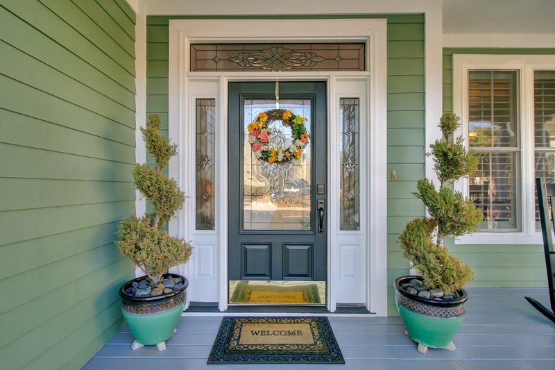 3128 Sonja Way, Mount Pleasant, SC 29466