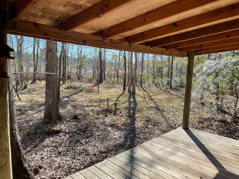 103 Tootsie Ln, Huger, SC 29450