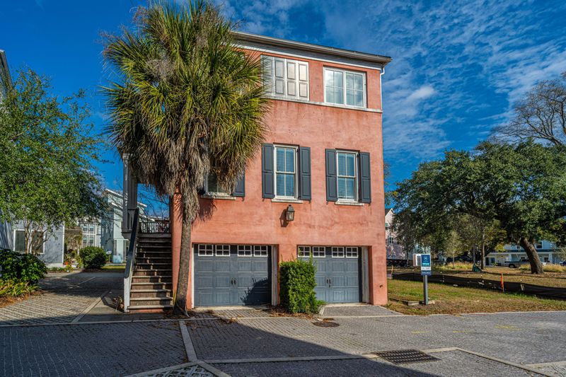 4340 Gaslight Al, North Charleston, SC 29405