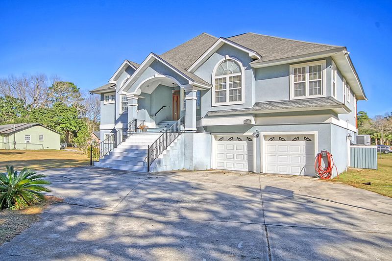 1548 Joe Rouse Rd, Mount Pleasant, SC 29466