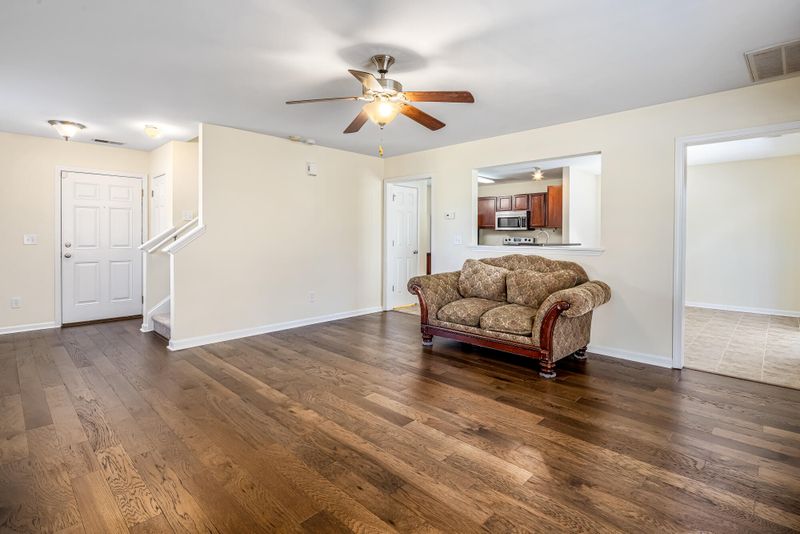 427 Green Park Ln, Goose Creek, SC 29445