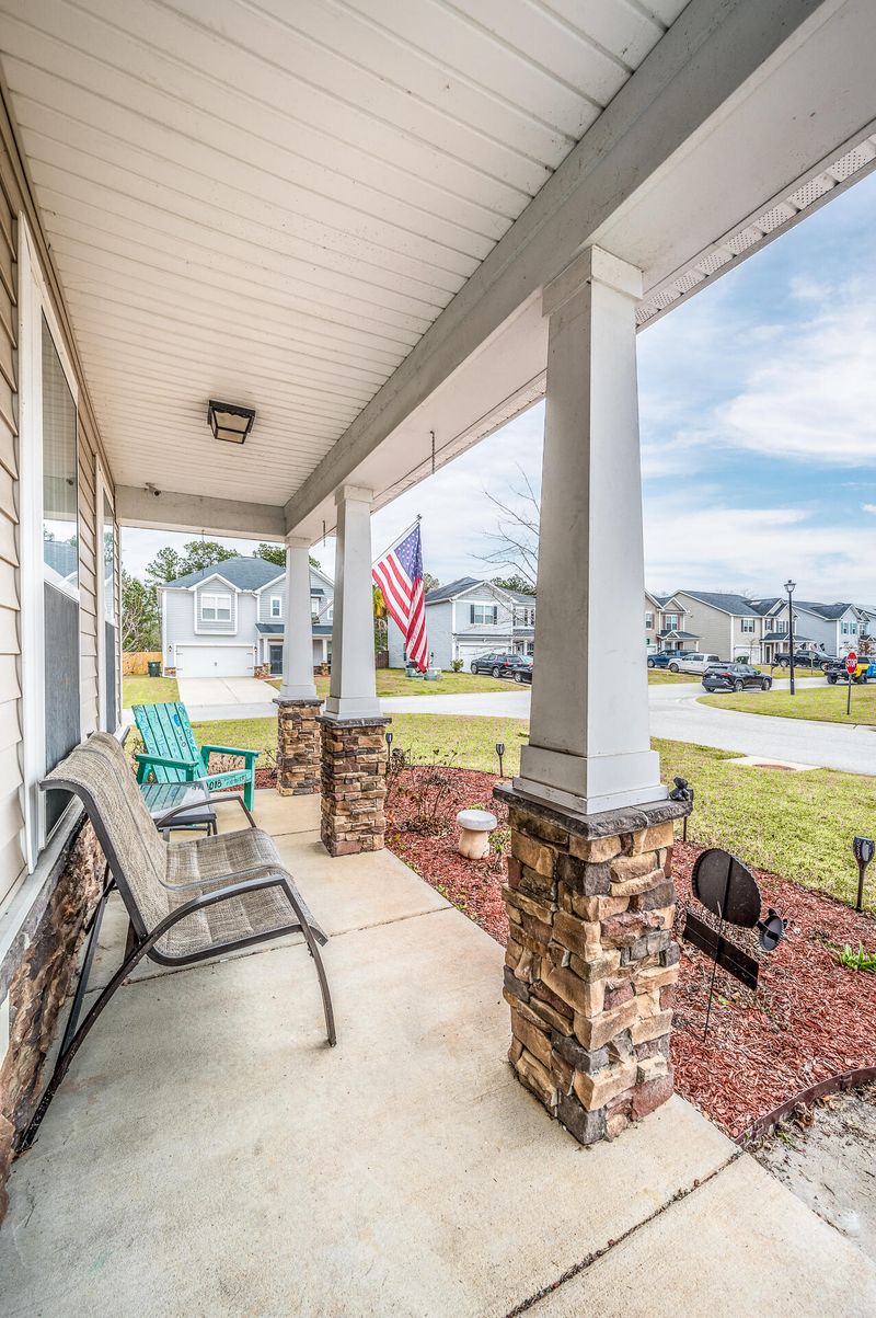 601 Ravens Wood Rd, Summerville, SC 29486
