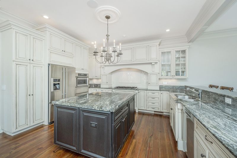 1459 Blue Cascade Dr, Mount Pleasant, SC 29464