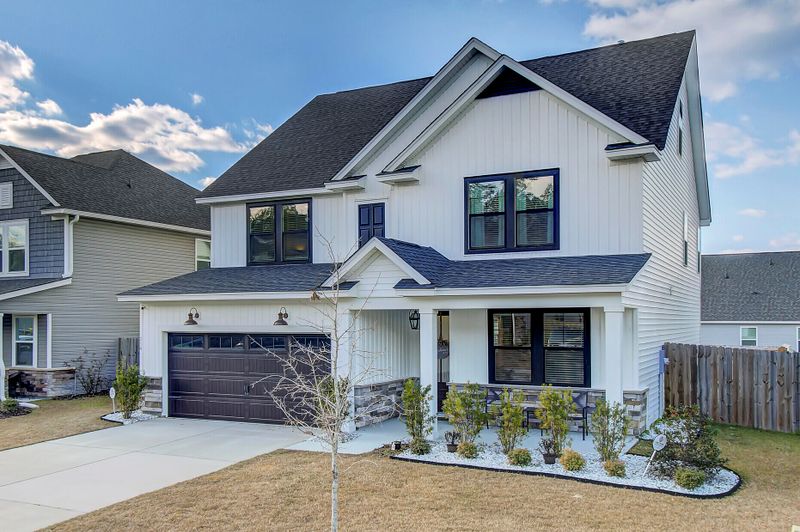 214 Whirlaway Dr, Moncks Corner, SC 29461