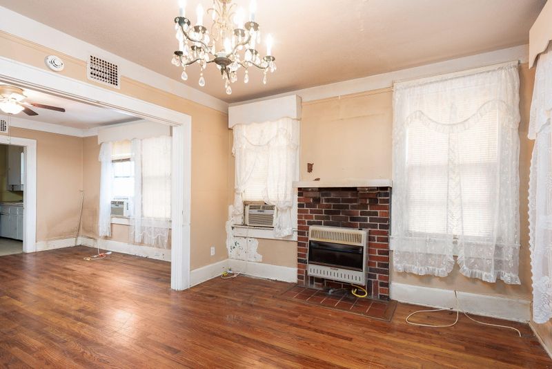 154 Dunnemann Ave, Charleston, SC 29403
