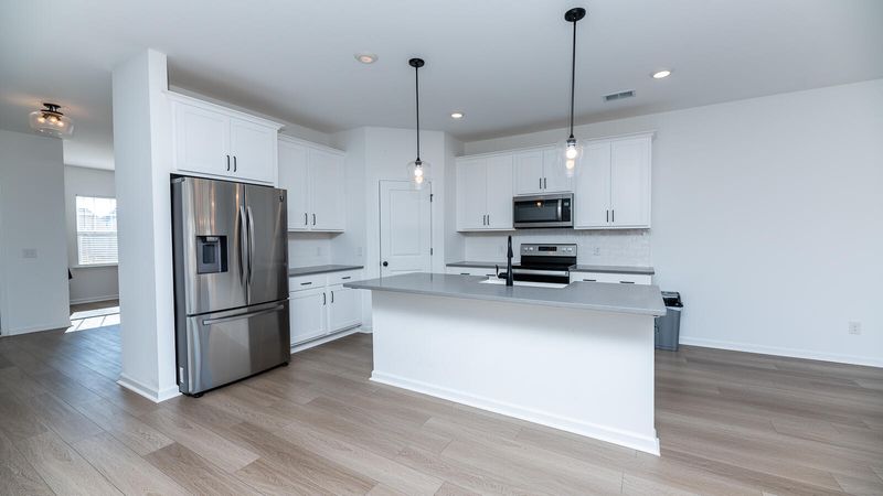 325 Bountiful Dr, Moncks Corner, SC 29461